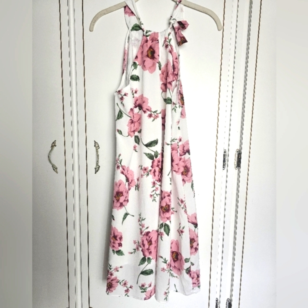 Floral Sleeveless Dress
